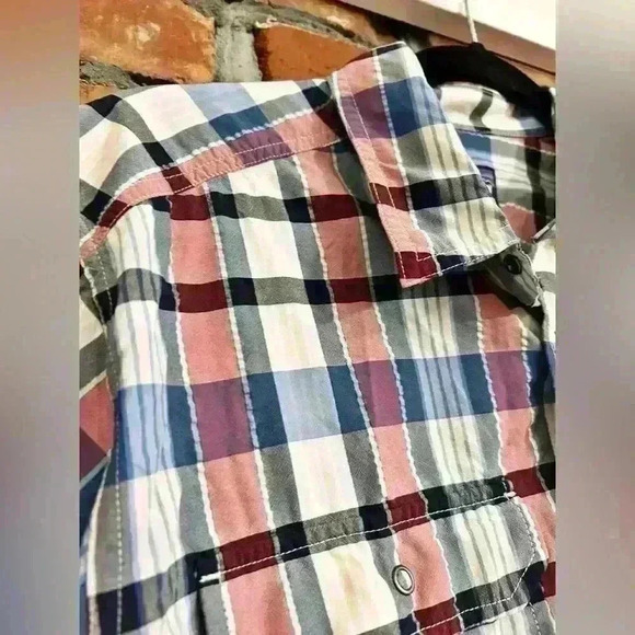 Patagonia Men’s El Ray Button Down Size Medium - Picture 5 of 7